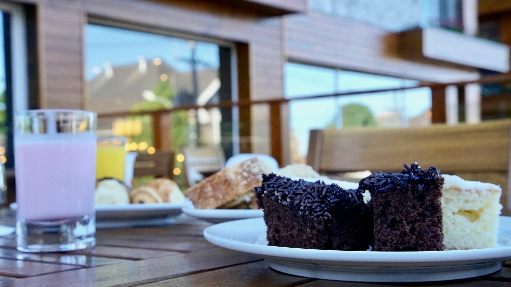 Hotel Laghetto Stilo Borges غرامادو المظهر الخارجي الصورة A chocolate cake